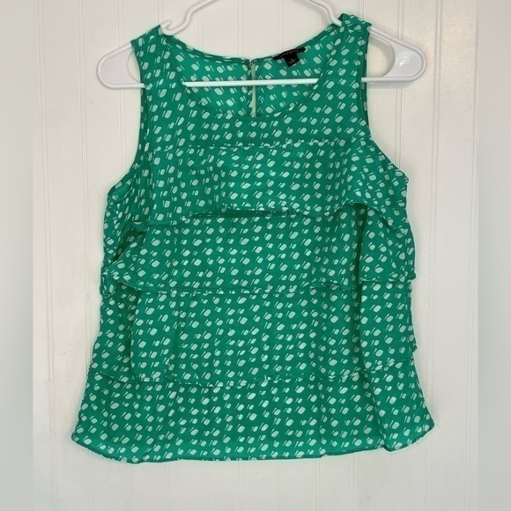 Ann Taylor green ruffle top - Small